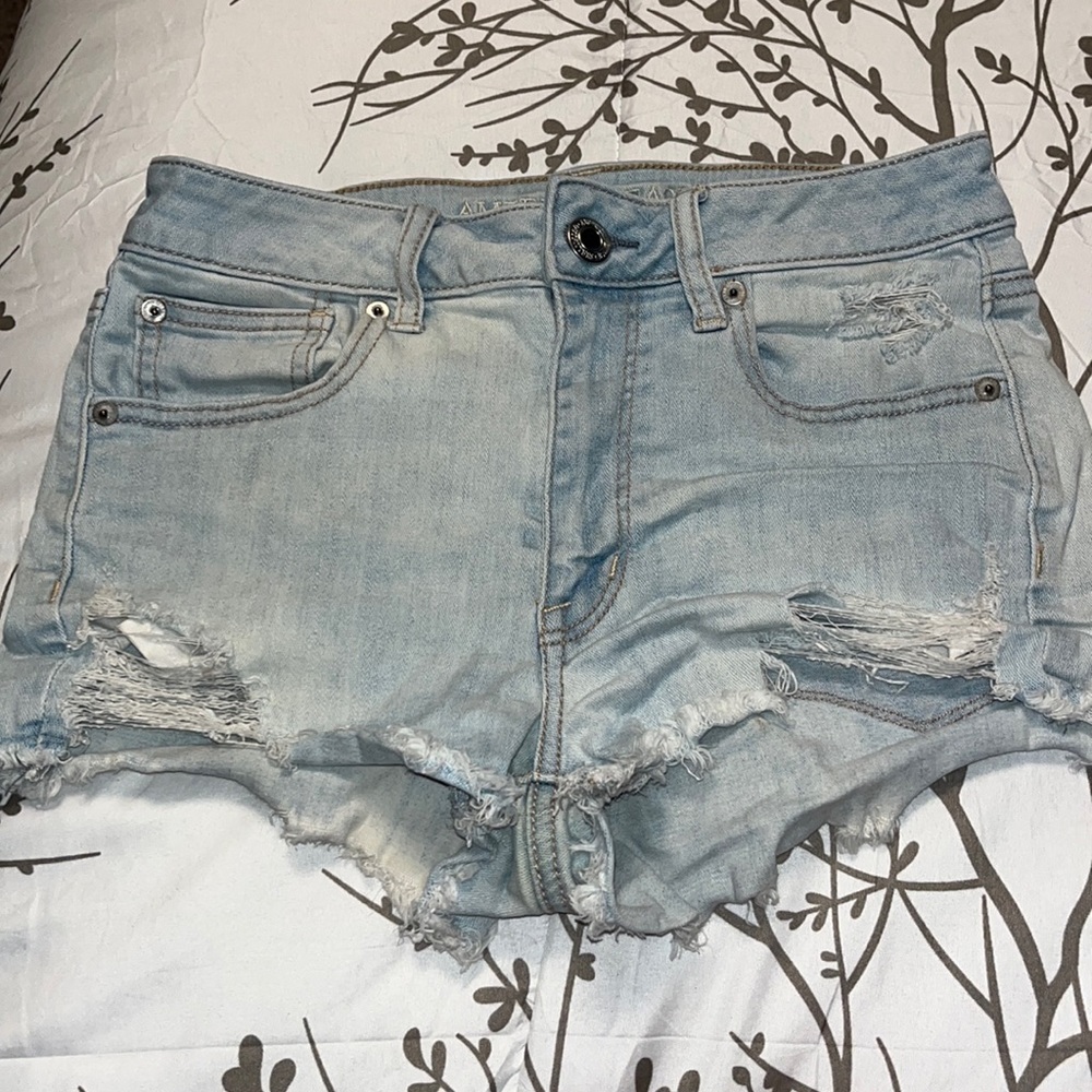 American eagle super stretch jean shorts, size 6